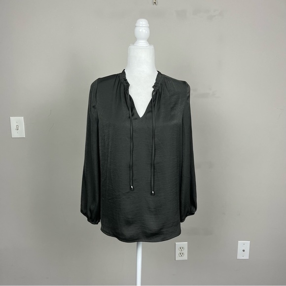 41 HAWTHORN LONG SLEEVE SILKY BLOUSE V-NECK SIZE SMALL CHARCOAL GREY - Picture 2 of 15